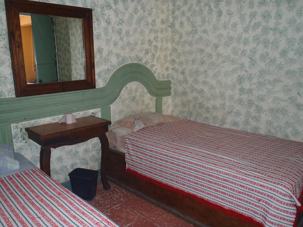 Hotel Casa De Huespedes Hidalgo Tehuacan Room photo