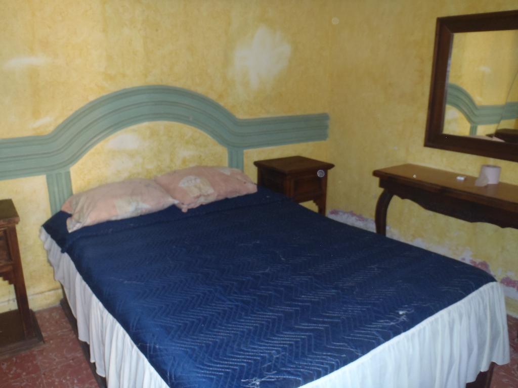 Hotel Casa De Huespedes Hidalgo Tehuacan Exterior photo